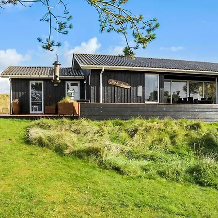 Fan017-fano-paradisvej-8 * Fano